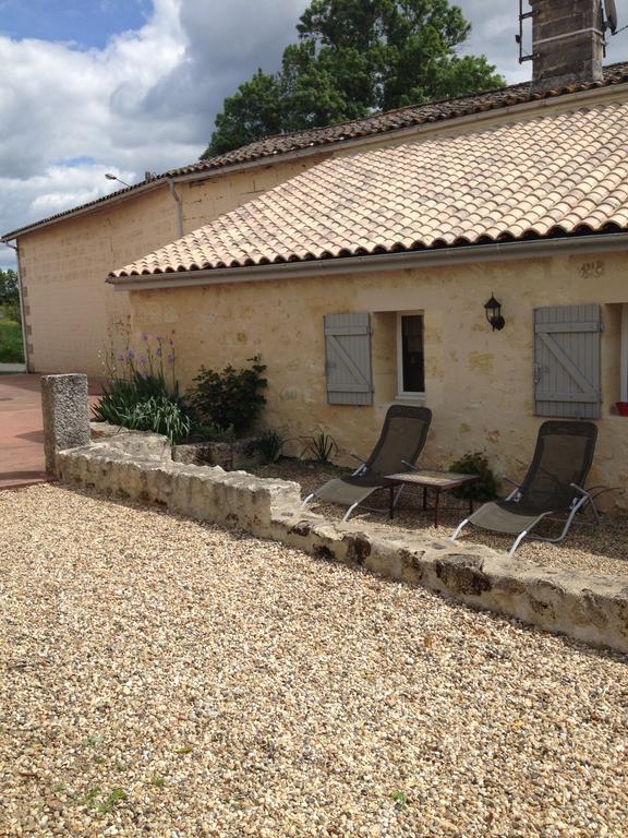 Chateau Nardou Hotel Saint-Sulpice-et-Cameyrac Kamer foto