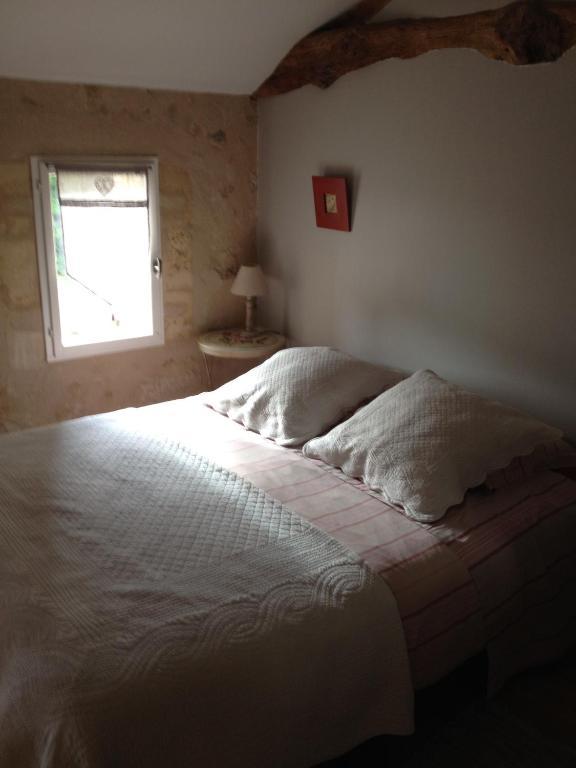 Chateau Nardou Hotel Saint-Sulpice-et-Cameyrac Kamer foto