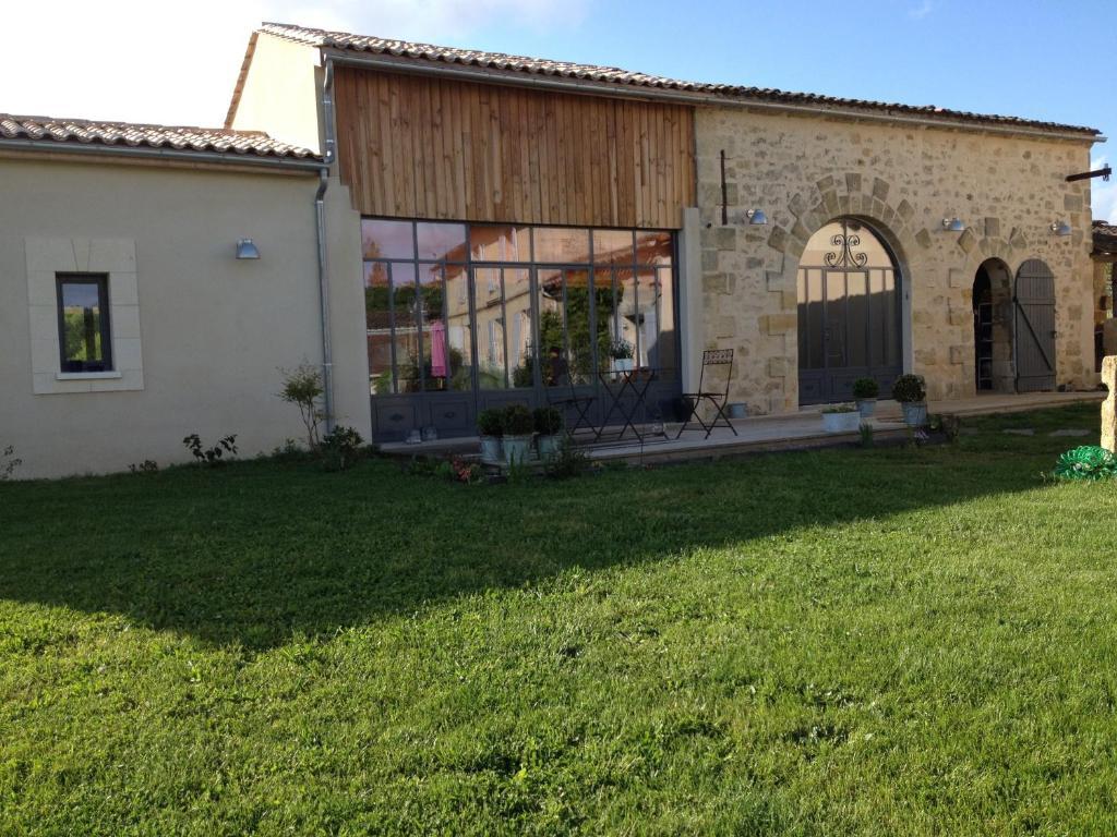 Chateau Nardou Hotel Saint-Sulpice-et-Cameyrac Kamer foto